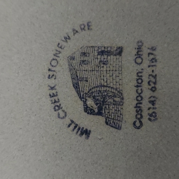 MILL CREEK STONEWARE | PUMPKIN PATTERN | PIE PLATE - Picture 4 of 5